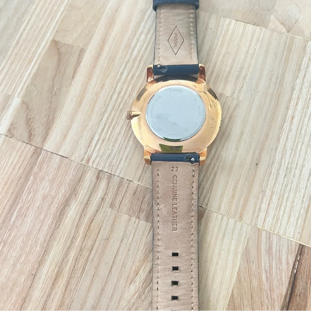 Fossil mens minimalist rose gold tone blue leather dress watch NEW BATTERY